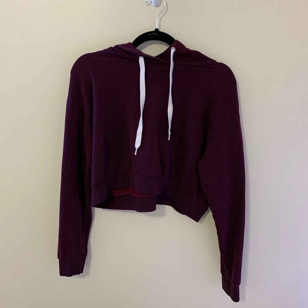 Maroon cropped sweatshirt❤️
